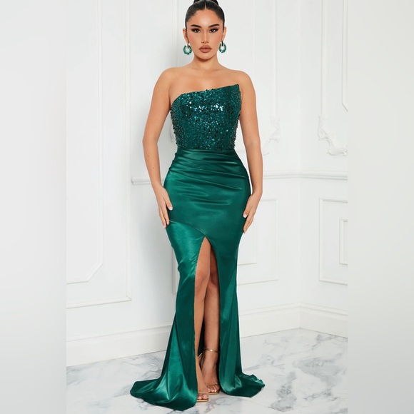 Satin maxi dress - emerald - Picture 1 of 3